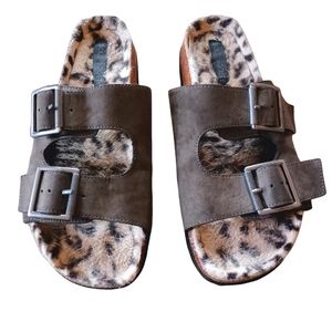 Sole Society two buckle slip on sandal slides  Size 8M Brown